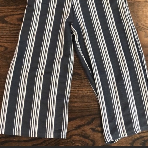 Art Class Black Grey and White Striped Capri Romper Girls Size 7-8 - Picture 4 of 4